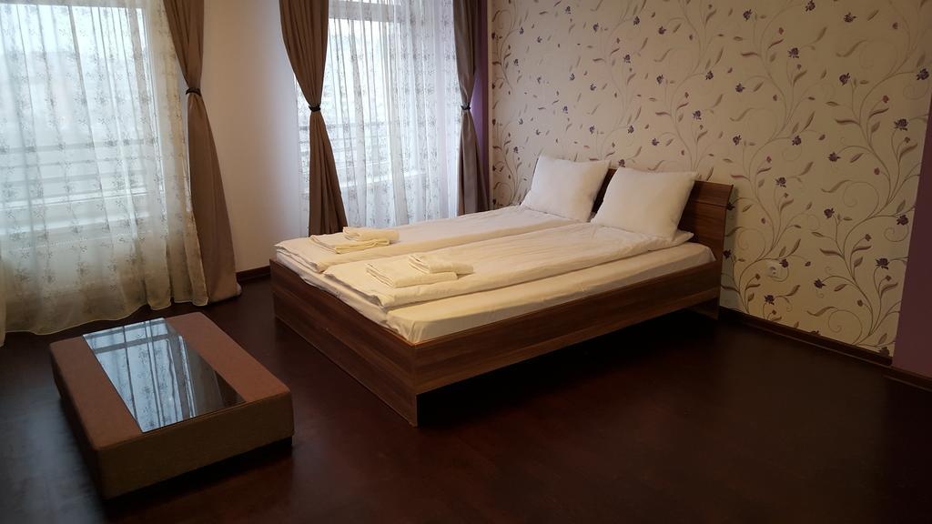 Sunlight Studio Apartment ออราแด ภายนอก รูปภาพ