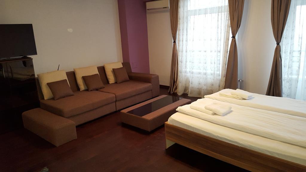 Sunlight Studio Apartment ออราแด ภายนอก รูปภาพ