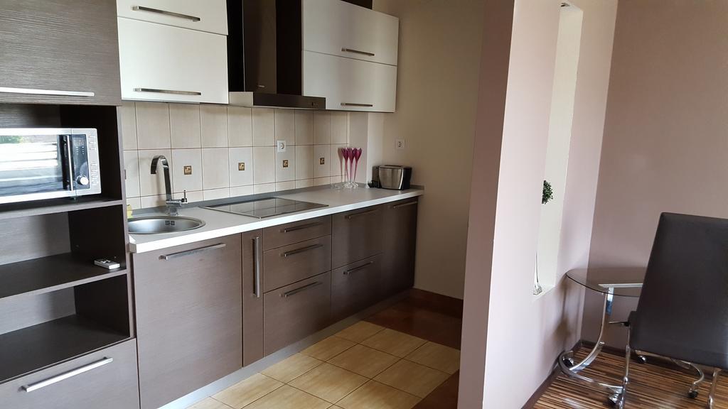 Sunlight Studio Apartment ออราแด ภายนอก รูปภาพ